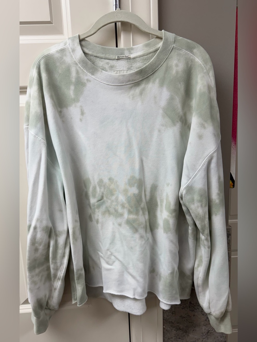Abercrombie & Fitch Light Green Tie-Dye Crewneck Sweatshirt